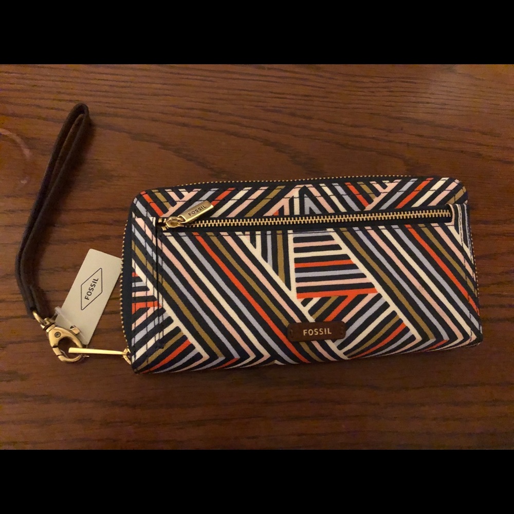 NWT Fossil Wallet Zippered Front
